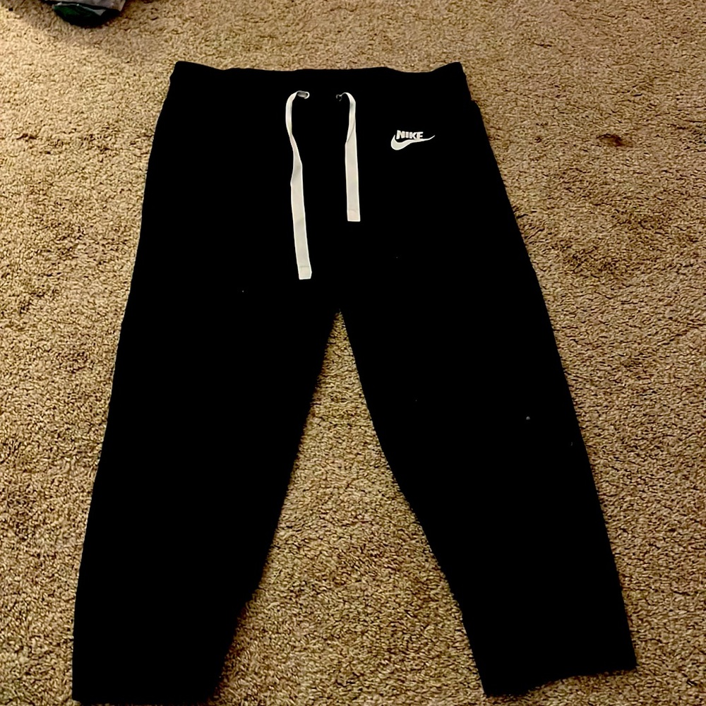 Nike sweatpants, size M, Made in China